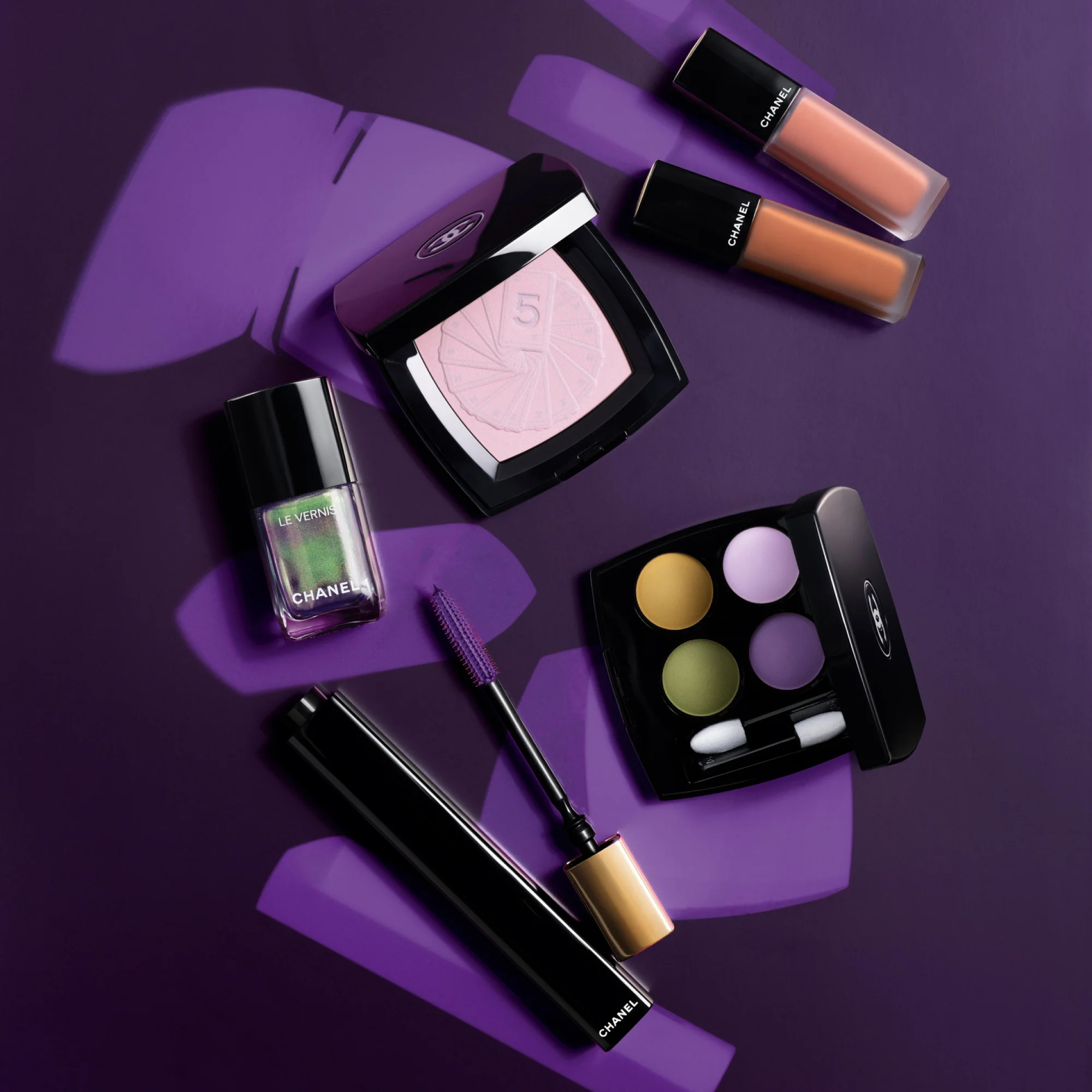ROUGE ALLURE LIQUID VELVET - ULTRAPITKÄKESTOINEN, INTENSIIVINEN MATTAPUNAINEN NESTEMÄINEN HUULIPUNA