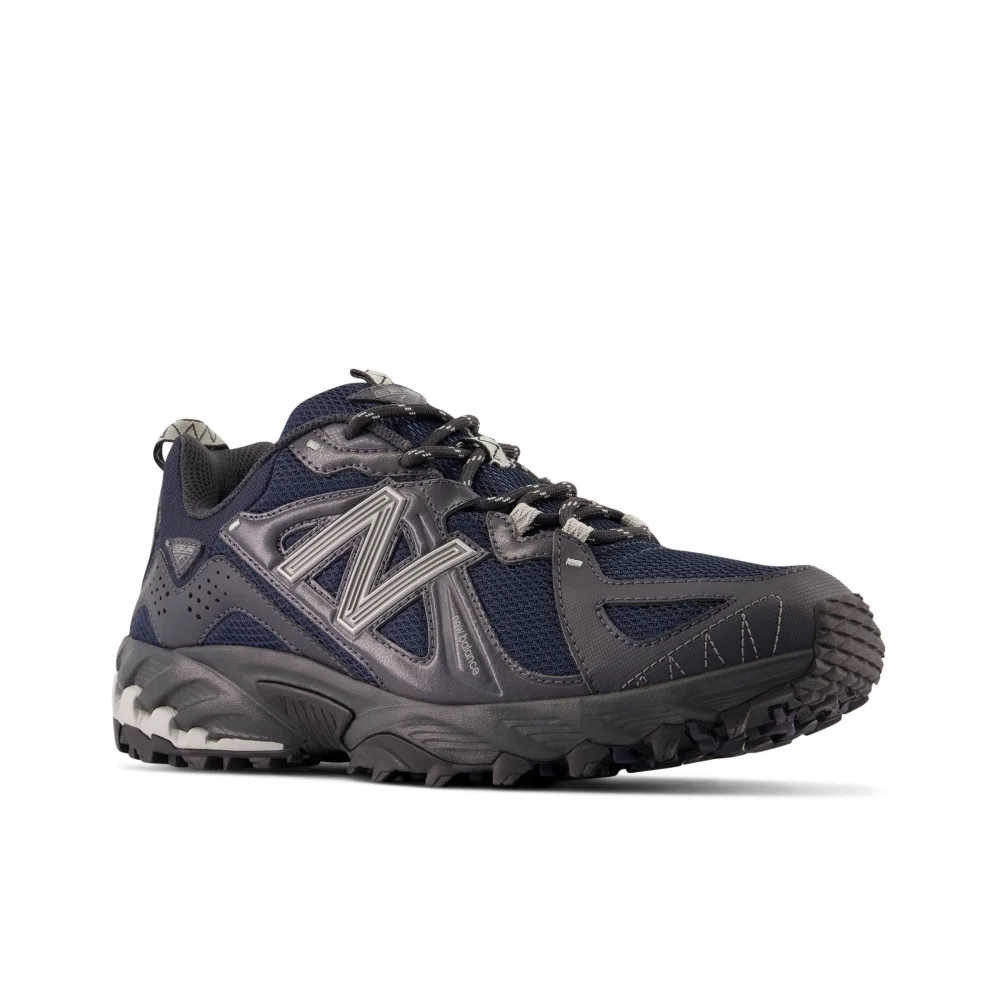 New Balance 610v1 ML610TAF / schwarz