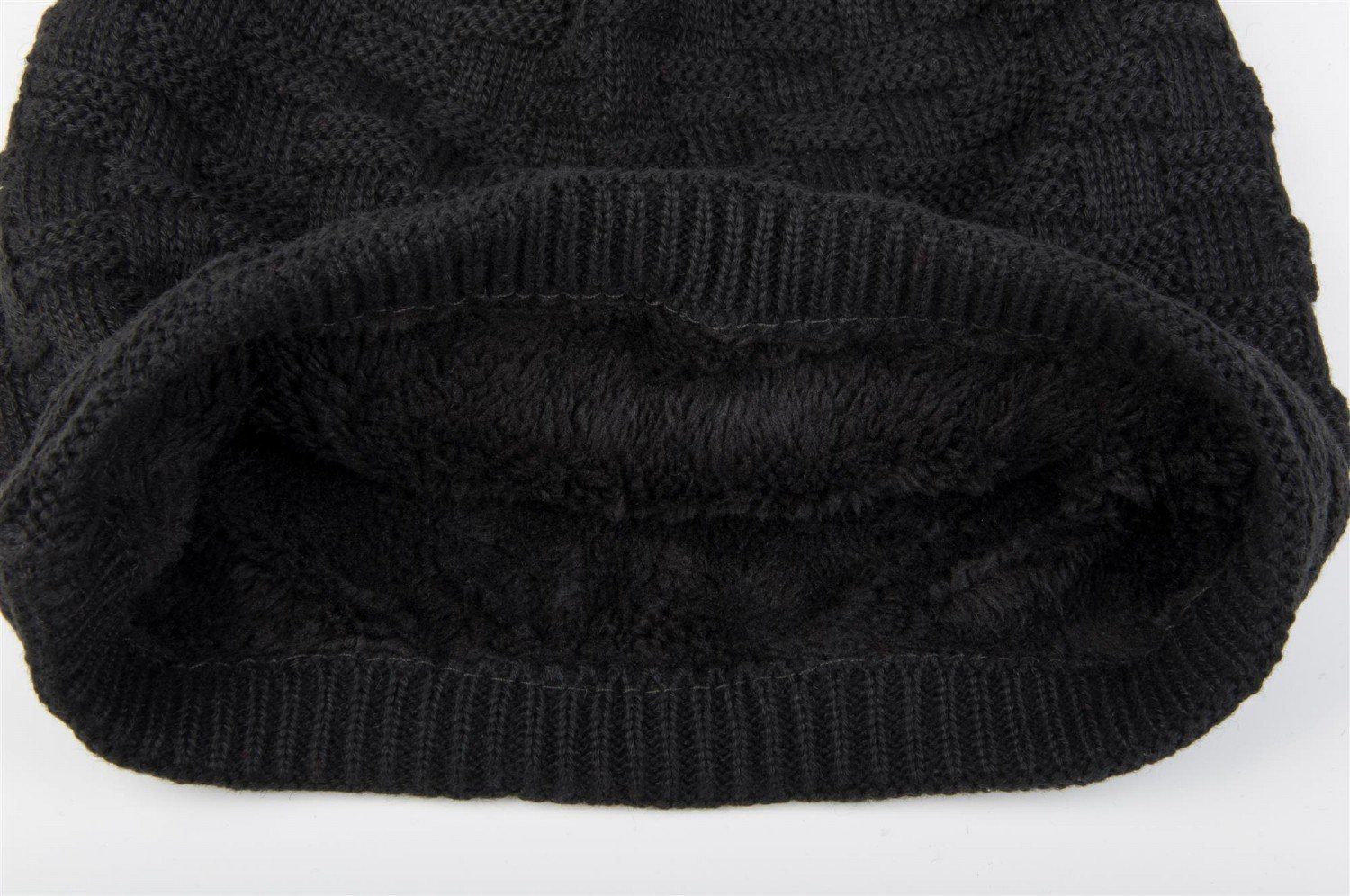 styleBREAKER Strickmütze (1-St) Feinstrick Beanie mit Flecht Muster und Teddyfleece