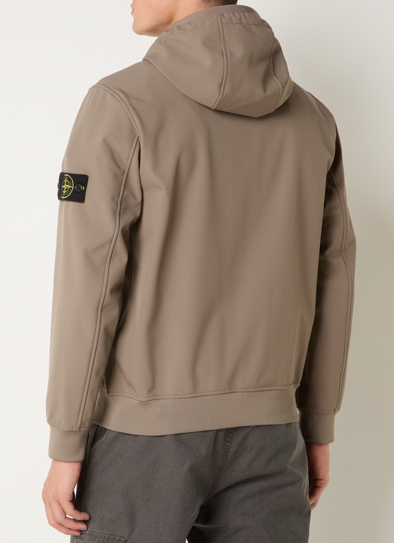 Μπουφάν Stone Island 8115Q softshell με τσέπες με φερμουάρ και λογότυπο