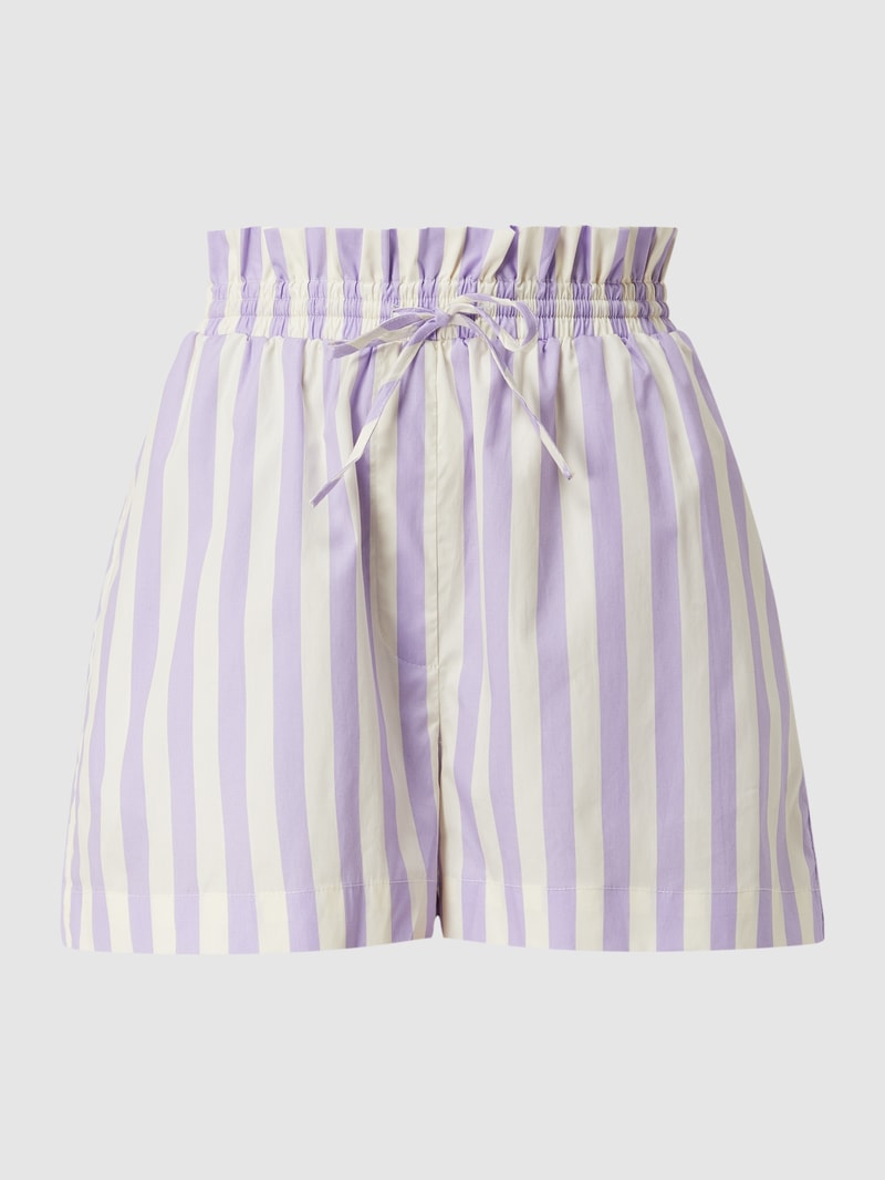 Shorts aus Bio-Baumwolle in lavendel