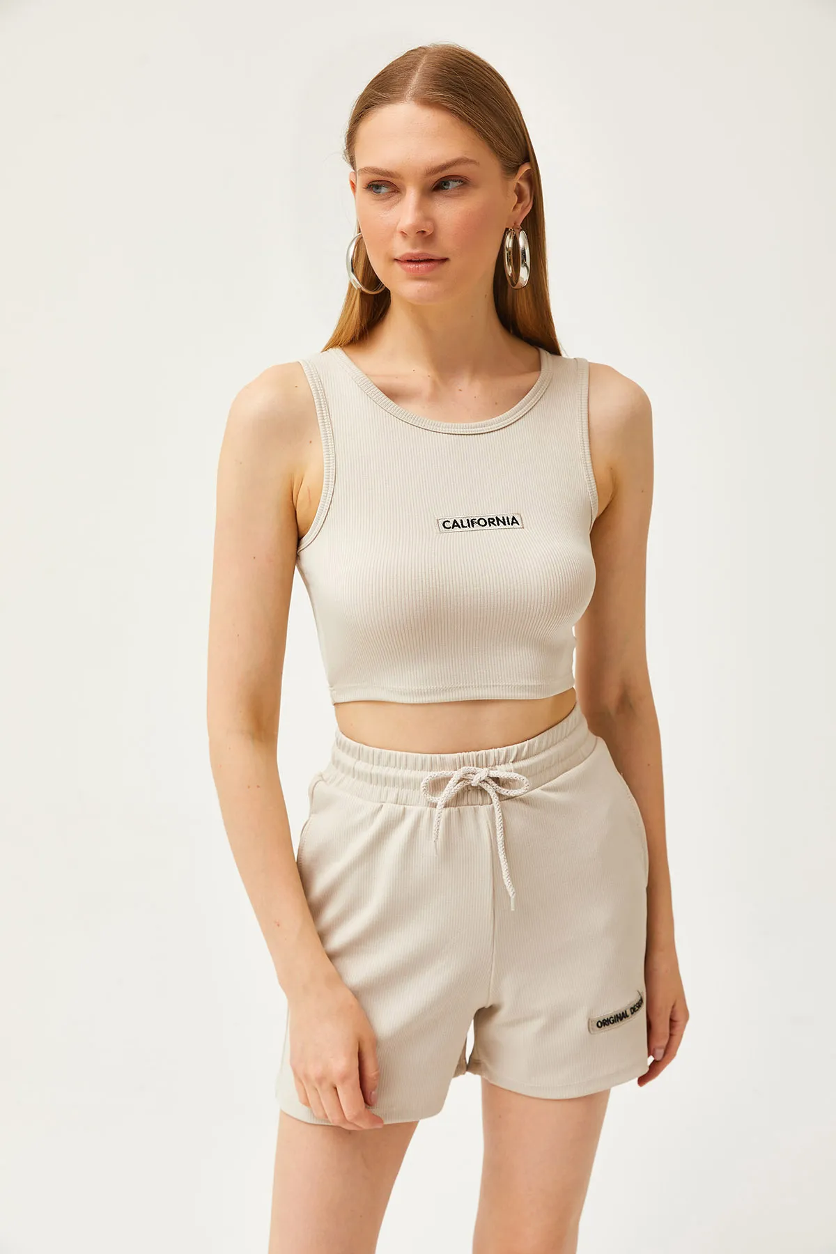 Olalook  Damen-Lycra-Shorts-Anzug mit Steinstickerei TKM-19000275