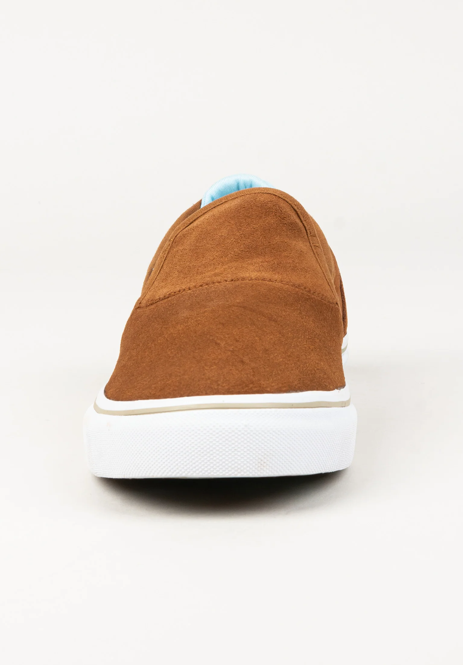 Wino G6 Slip-On