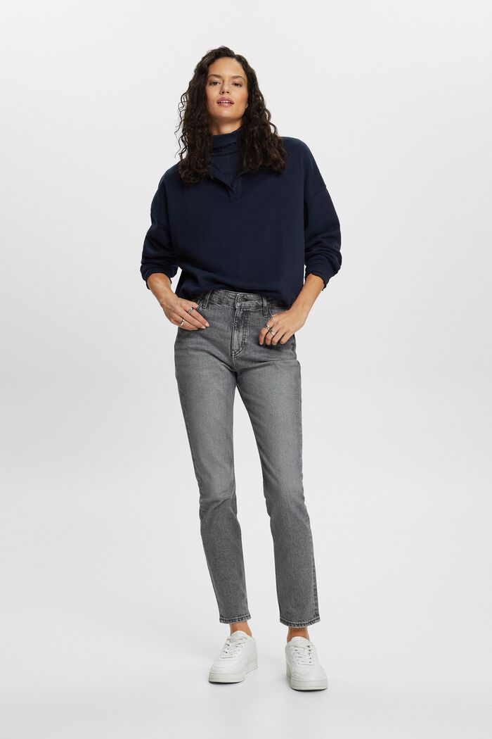 Schmal geschnittene Retro-Jeans mit hohem Bund