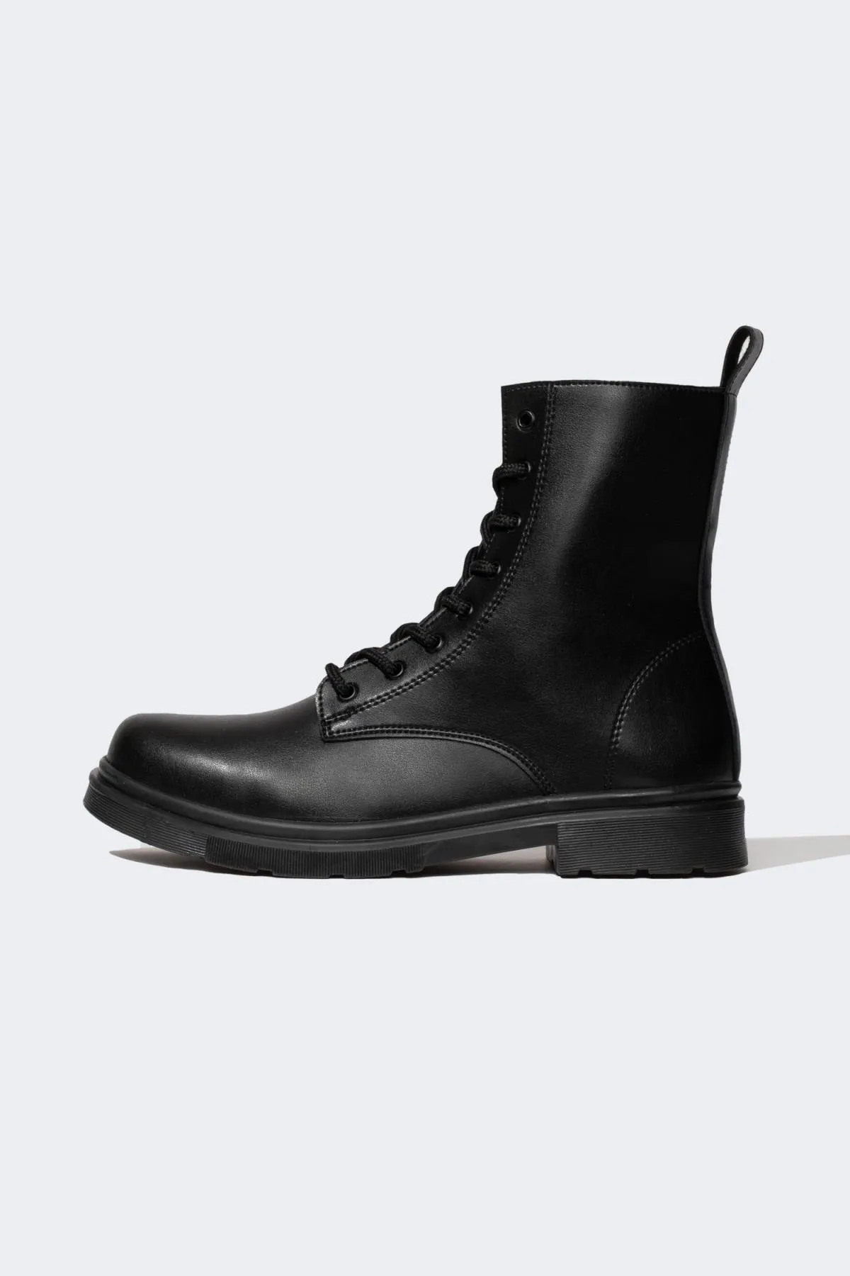 DeFacto  Damen-Winterstiefel aus Kunstleder mit Schnürung und Reißverschluss und dicker Sohle B0933ax23au
