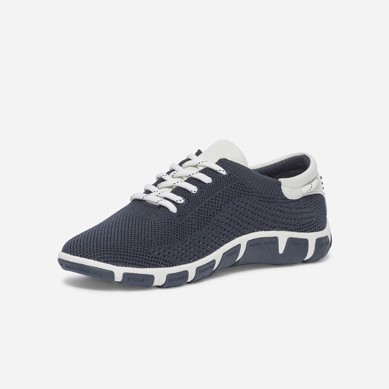 Tennis TBS bleu marine en mesh