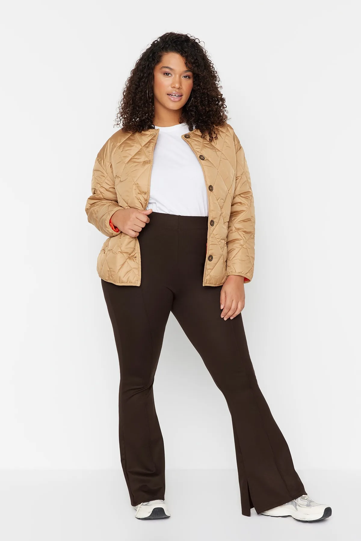 Trendyol Curve  Braune spanische Strickhose mit Schlitz TBBAW23AR00002