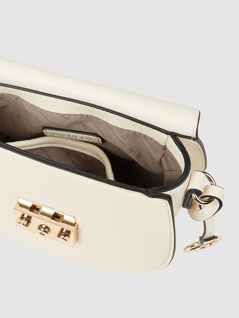 Umhängetasche in Leder-Optik in offwhite