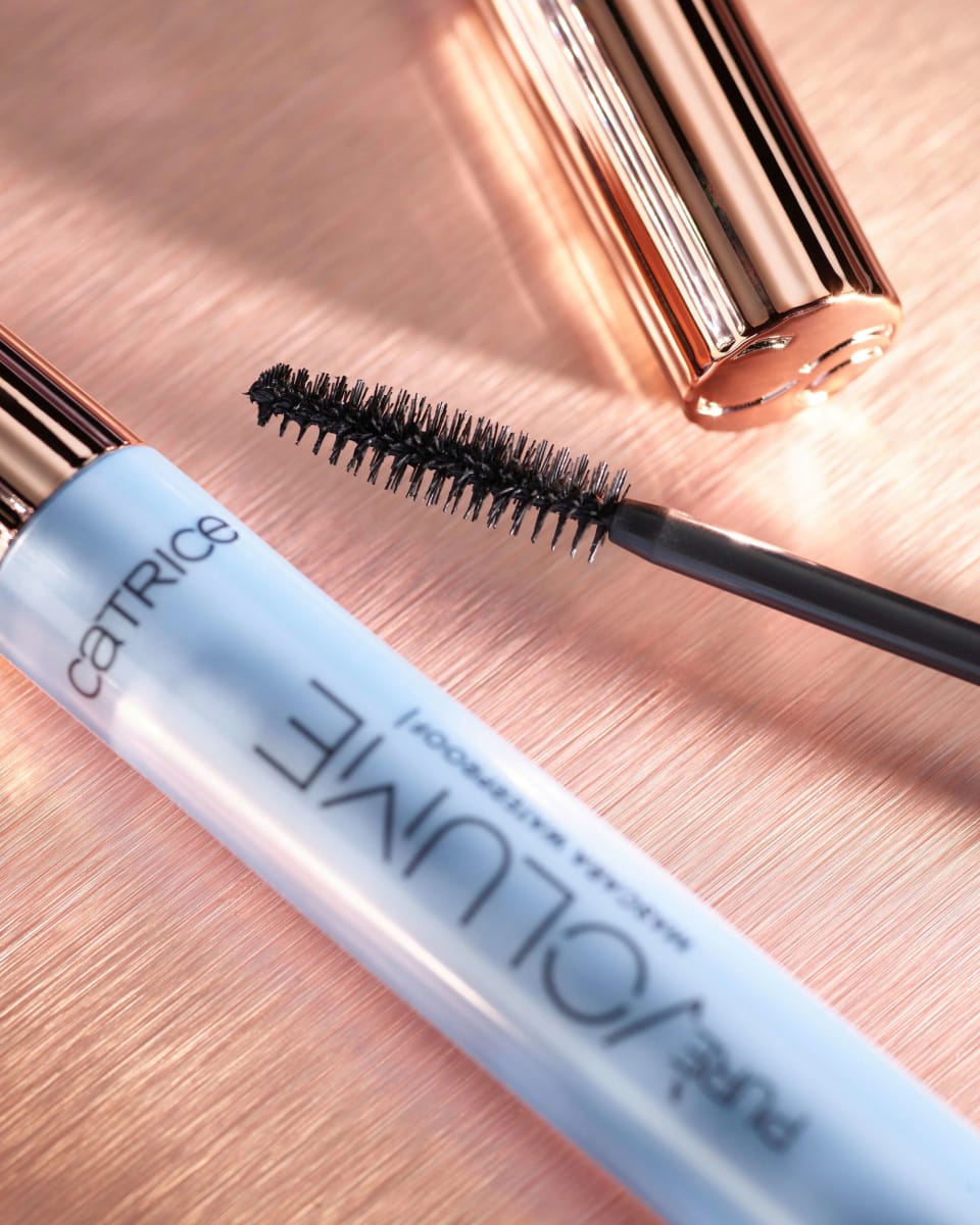 Mascara Pure Volume Waterproof 010 Black, 10 ml