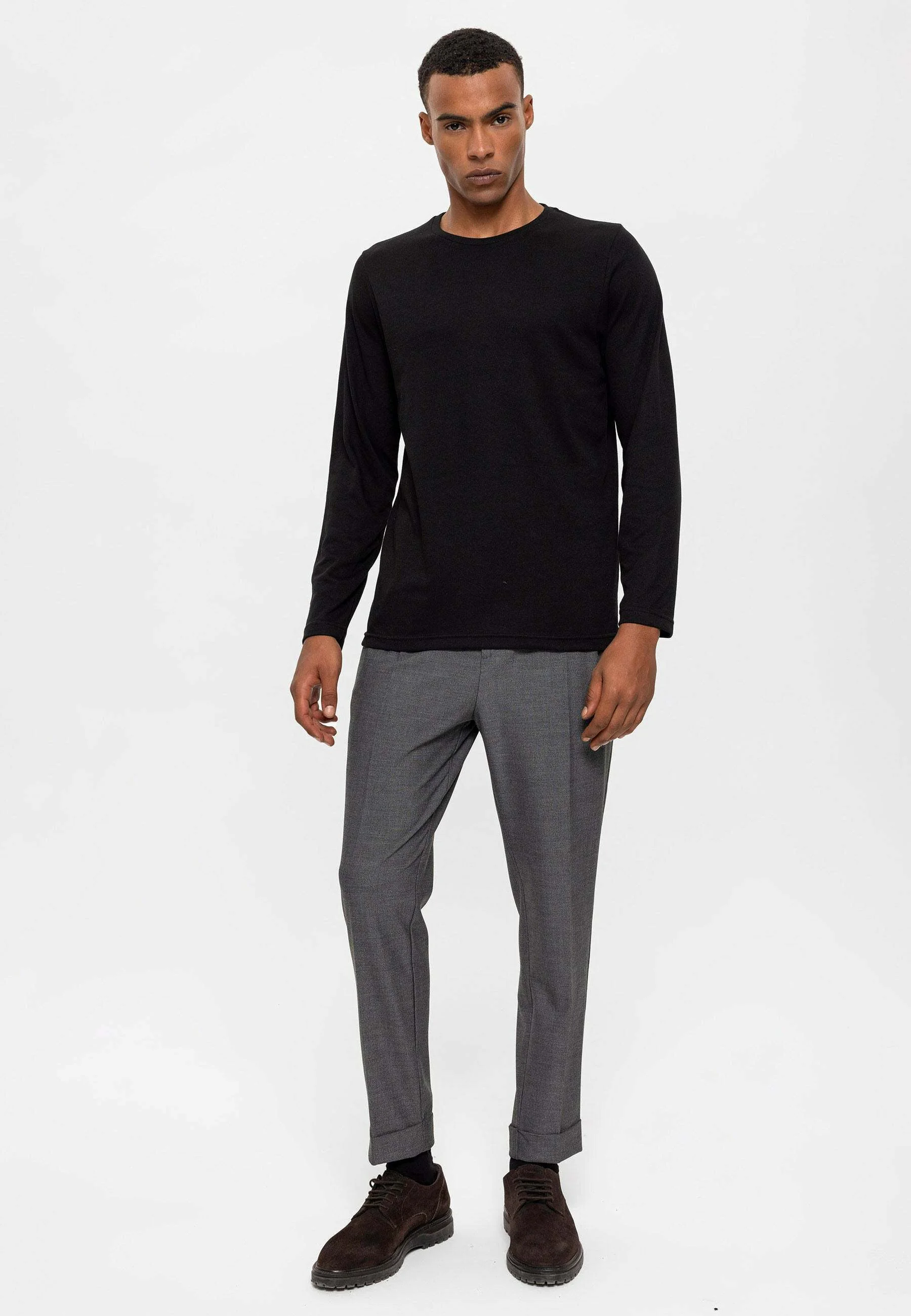 Suéter Antioch CREWNECK
