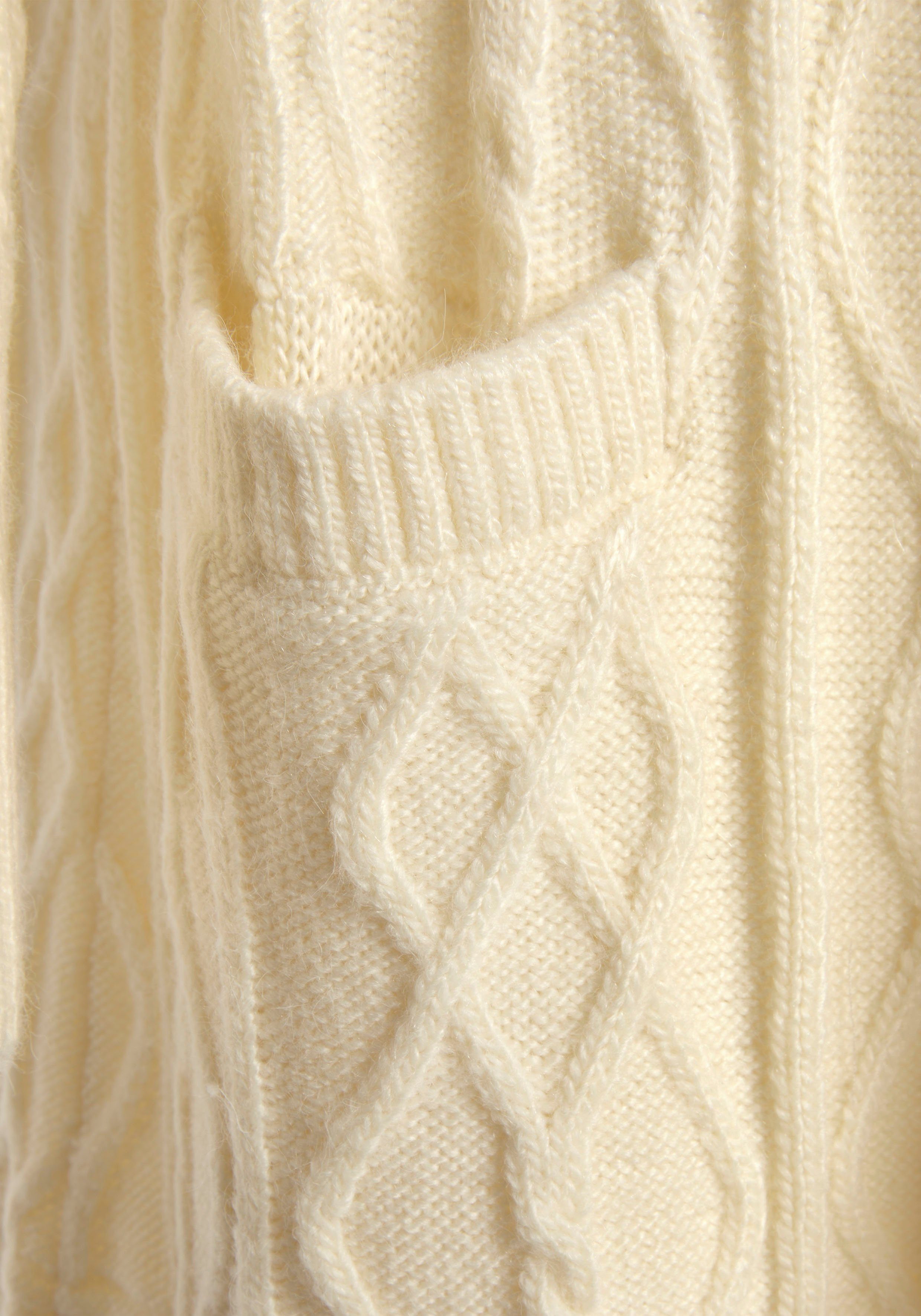LASCANA Longstrickjacke in extralanger Form mit Ajourmuster