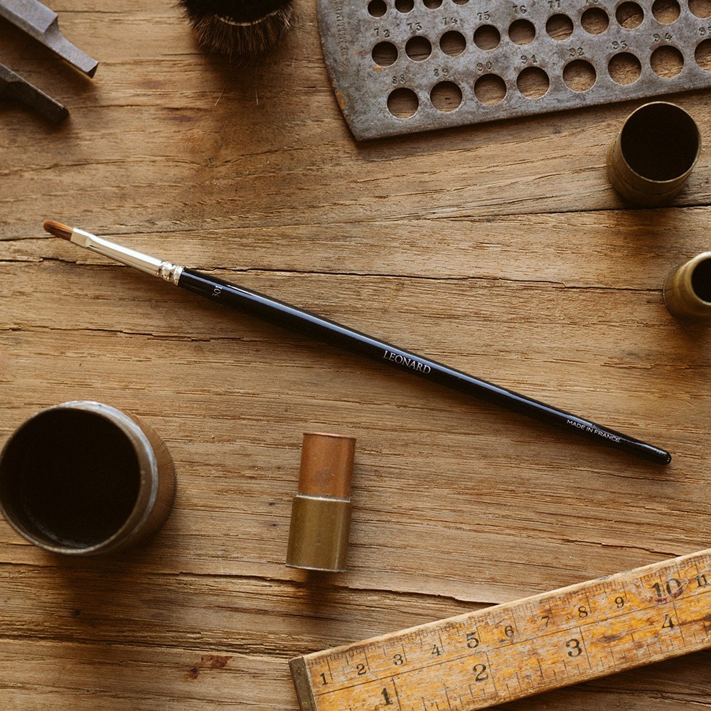 Pędzel do ust Leonard Brushes Almond