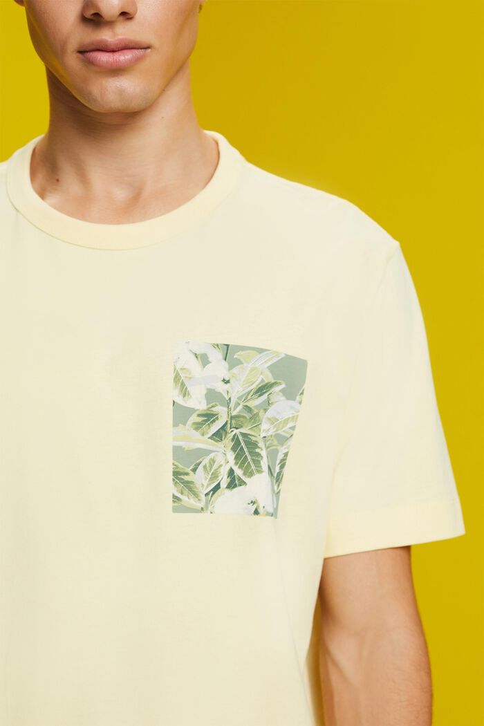 Jersey-T-Shirt mit Brust-Print, 100 % Baumwolle
