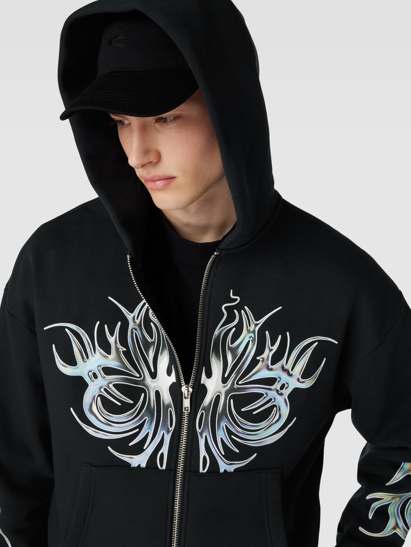 Sweatjacke mit Motiv-Print Modell 'METALLIC' in schwarz