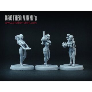 Egyptian Service Girls (28 mm) (3)
