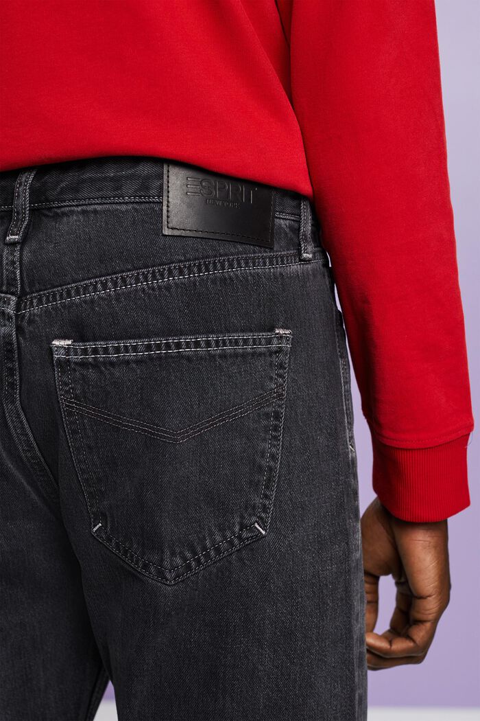 Jeans mit geradem Bein und mittlerer Bundhöhe