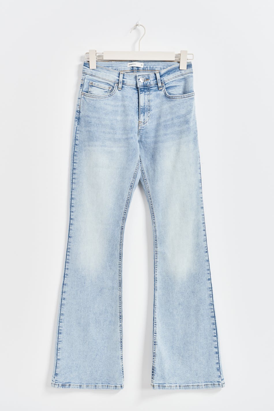 Low waist bootcut jeans