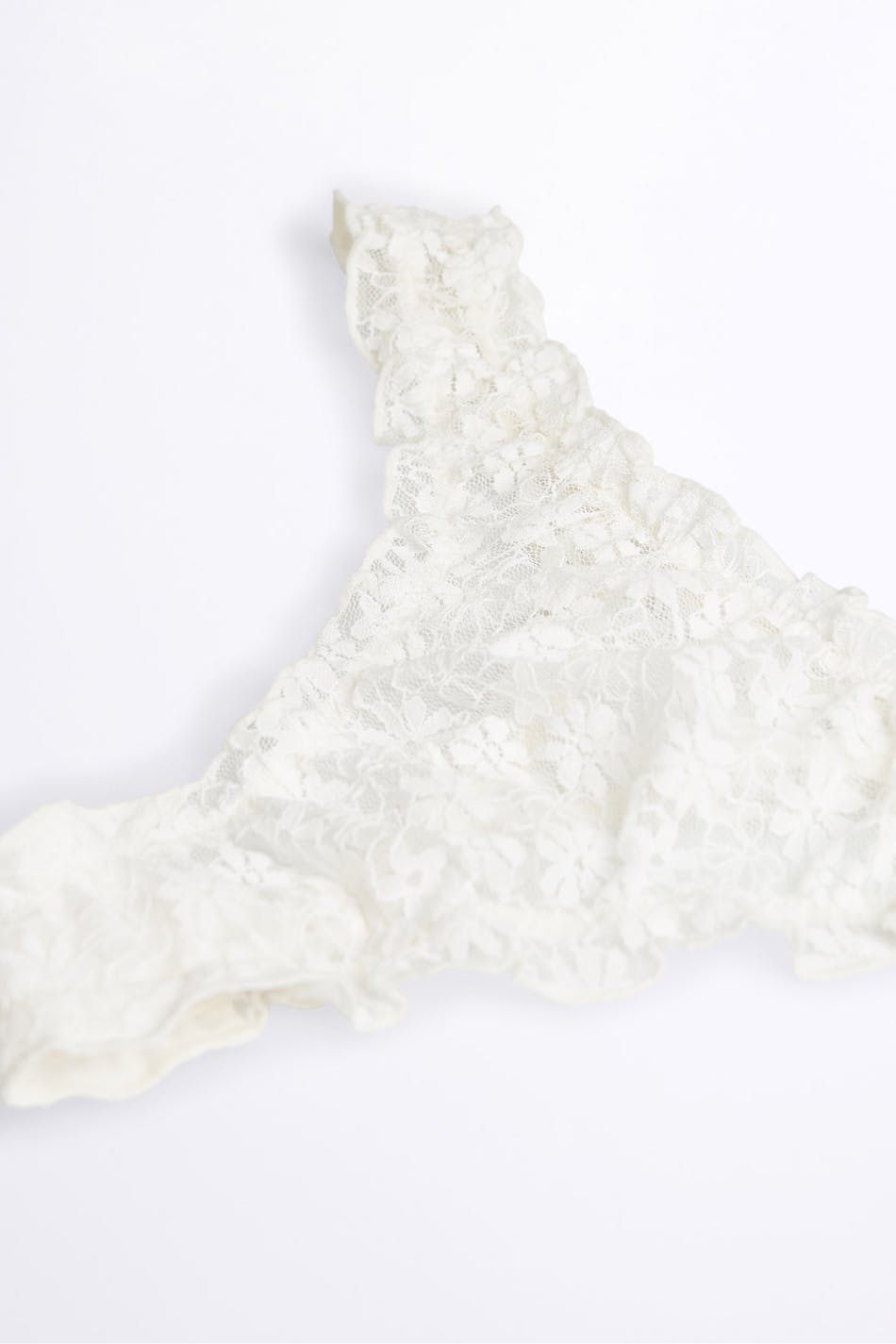 Eva lace string