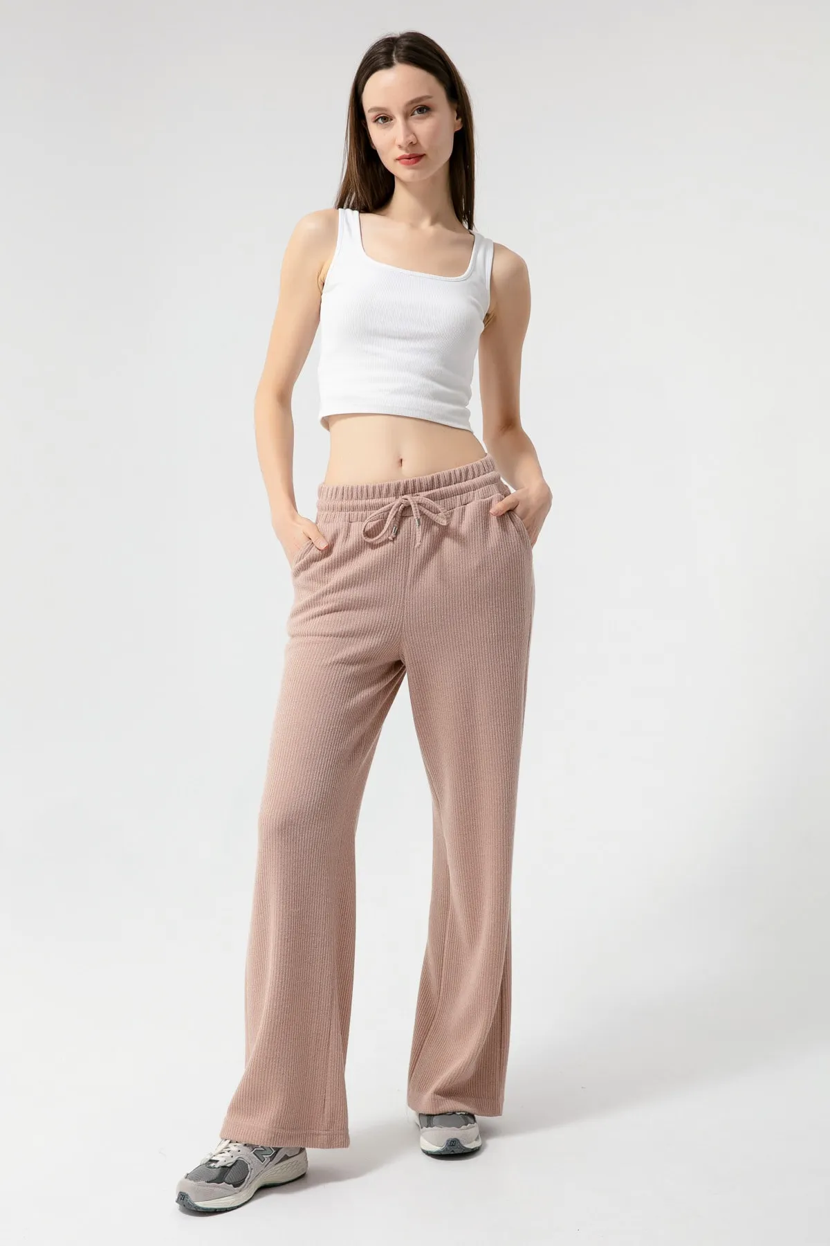 Lafaba  Beigefarbene Strickhose für Damen mit elastischem Bund