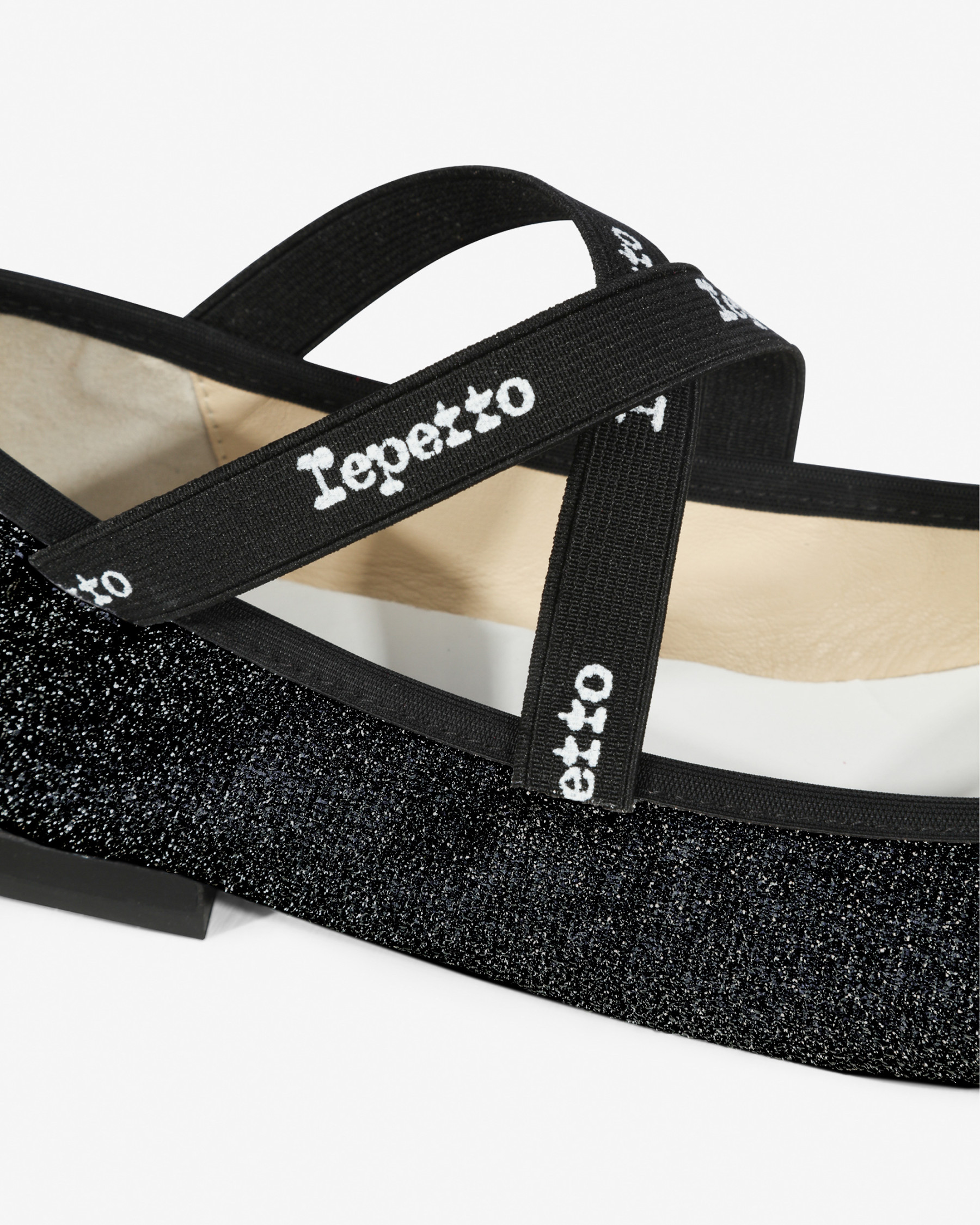 Joana Mary Janes - Shiny