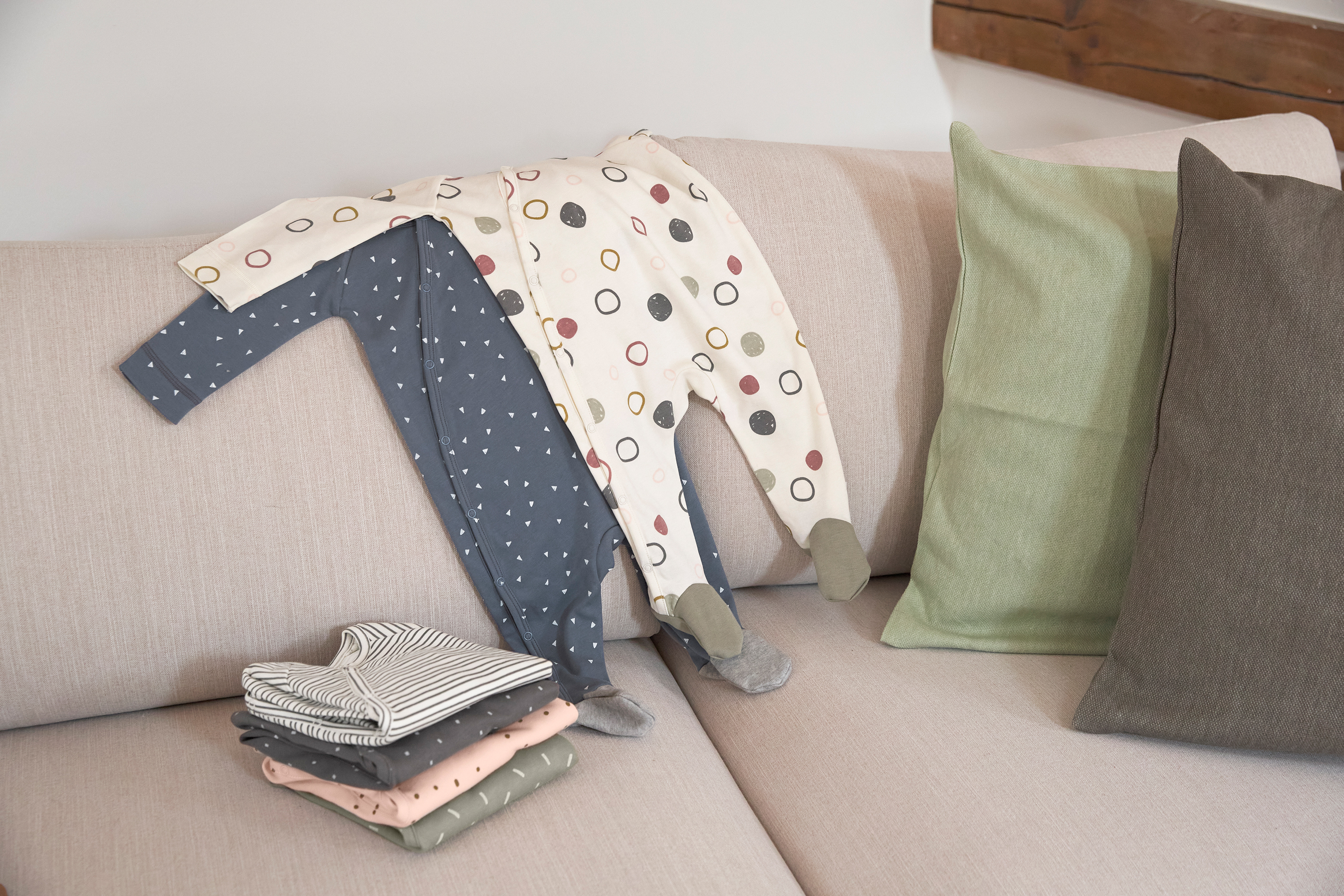 Baby Schlafanzug mit Füßen - Bio Baumwolle, Triangle, Blau