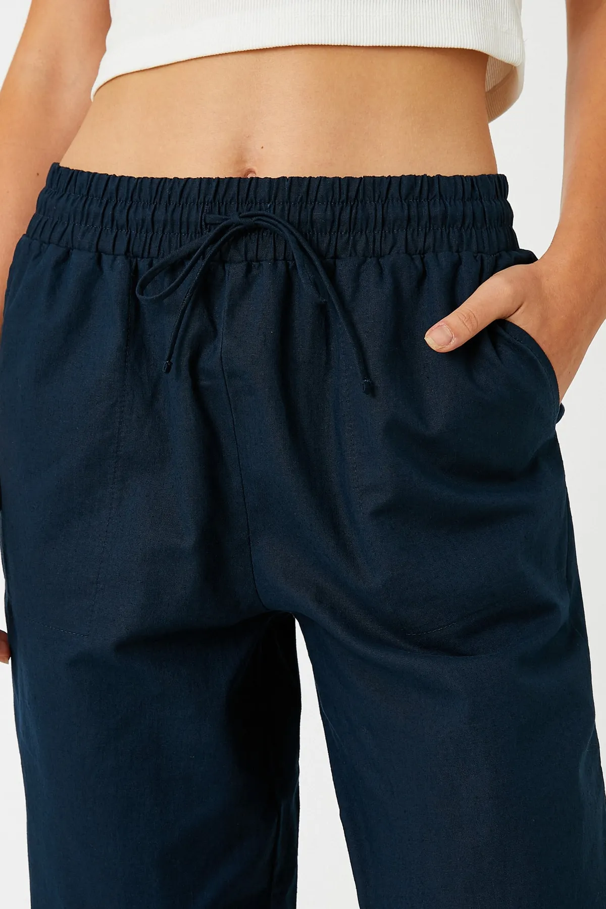 Koton  Leinenhose mit Bindegürtel für Damen 2sak40090pw