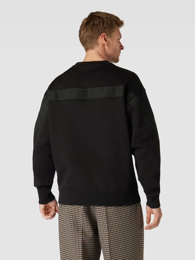 Sweatshirt mit Label-Patch Modell 'Dettles' in schwarz