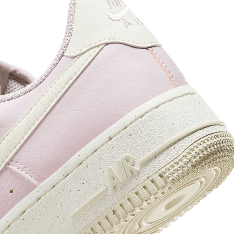 NIKE Wmns Air Force 1 Low Next Nature 