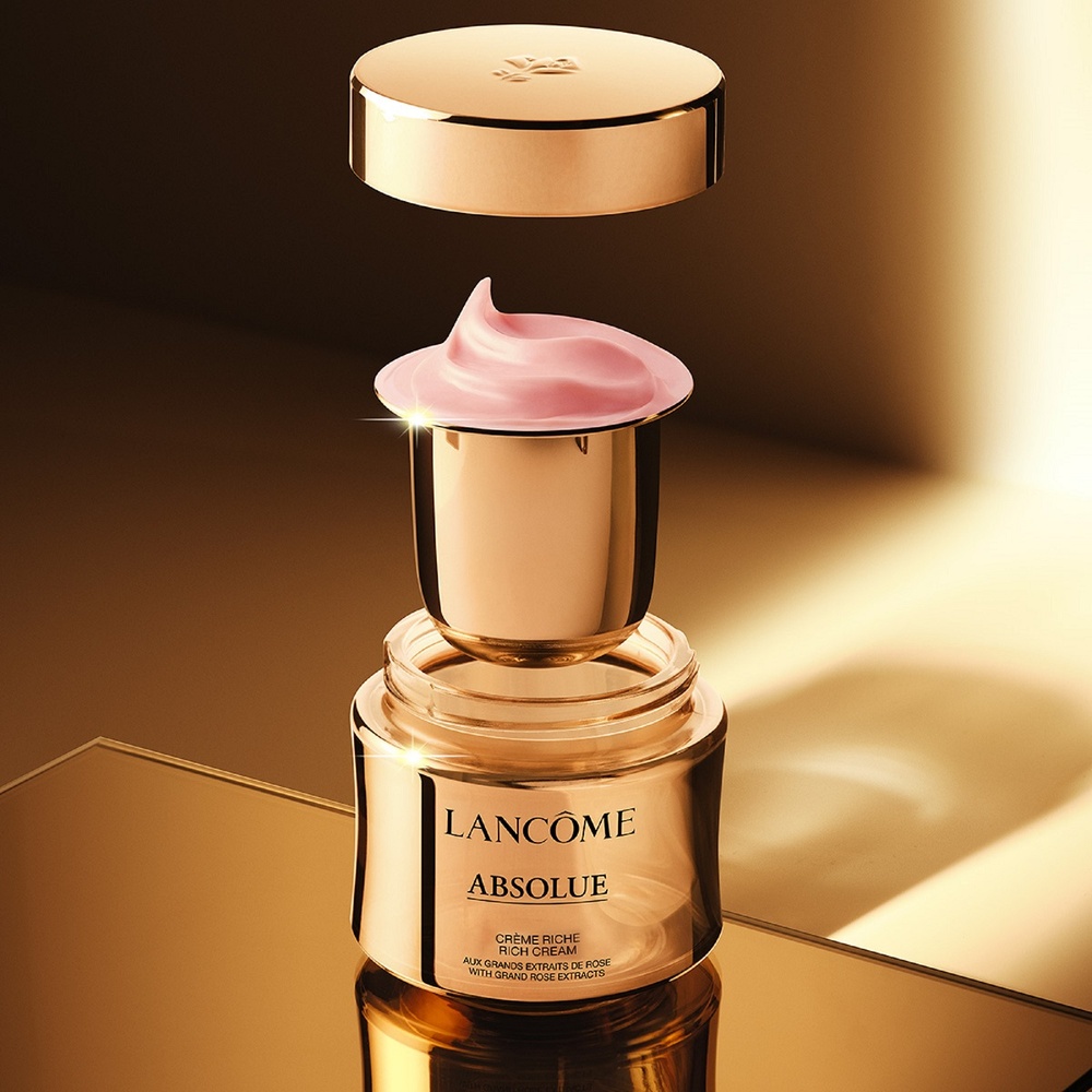 Lancôme Absolue Recharge Crème Riche Régénérante Illumin atrice aux Grands Extraits de Rose
