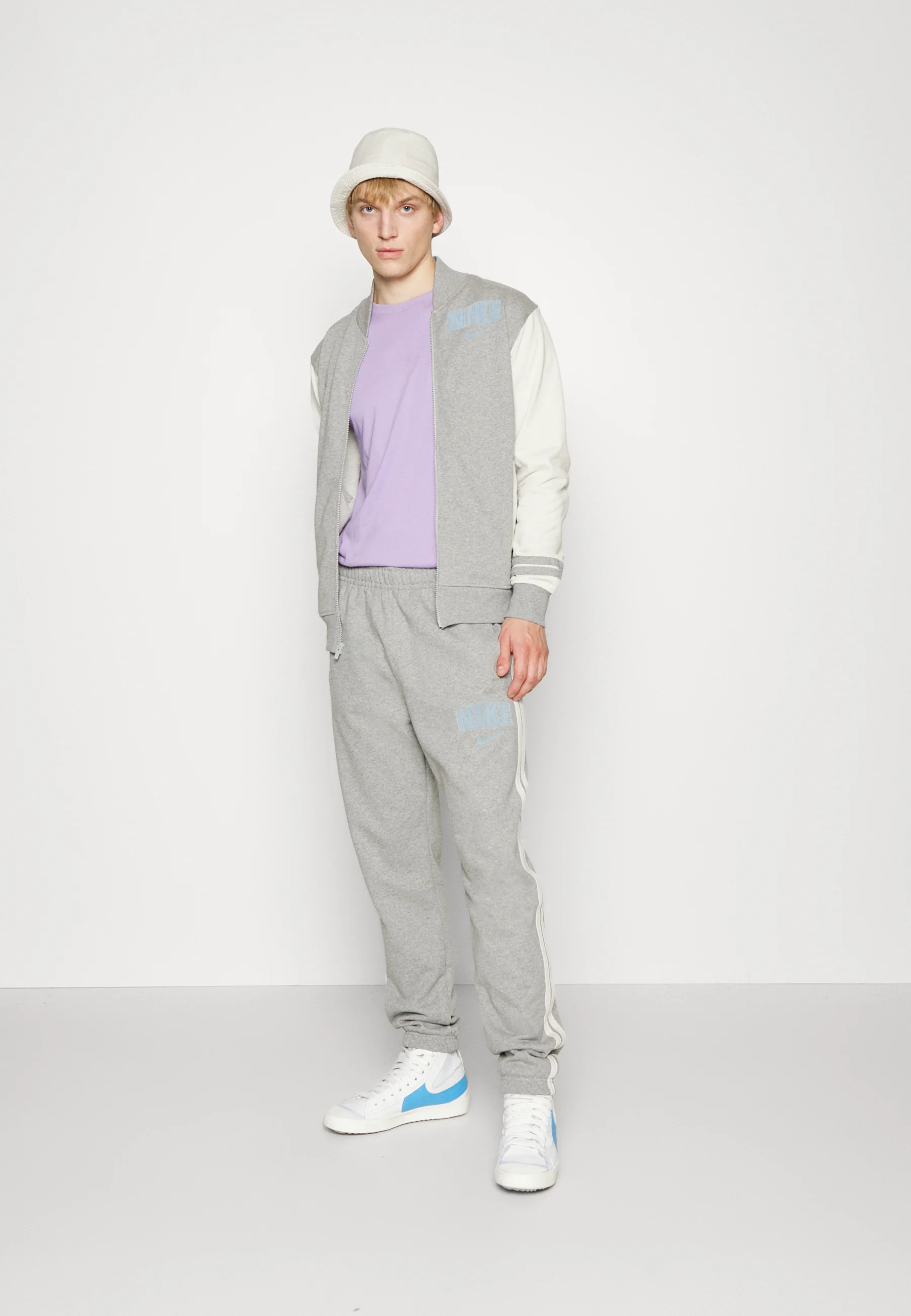 Nike Sportswear RETRO PANT - Pantalones deportivos