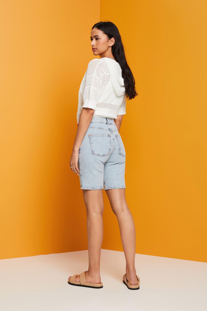 Jeans-Bermudas in Retro-Optik