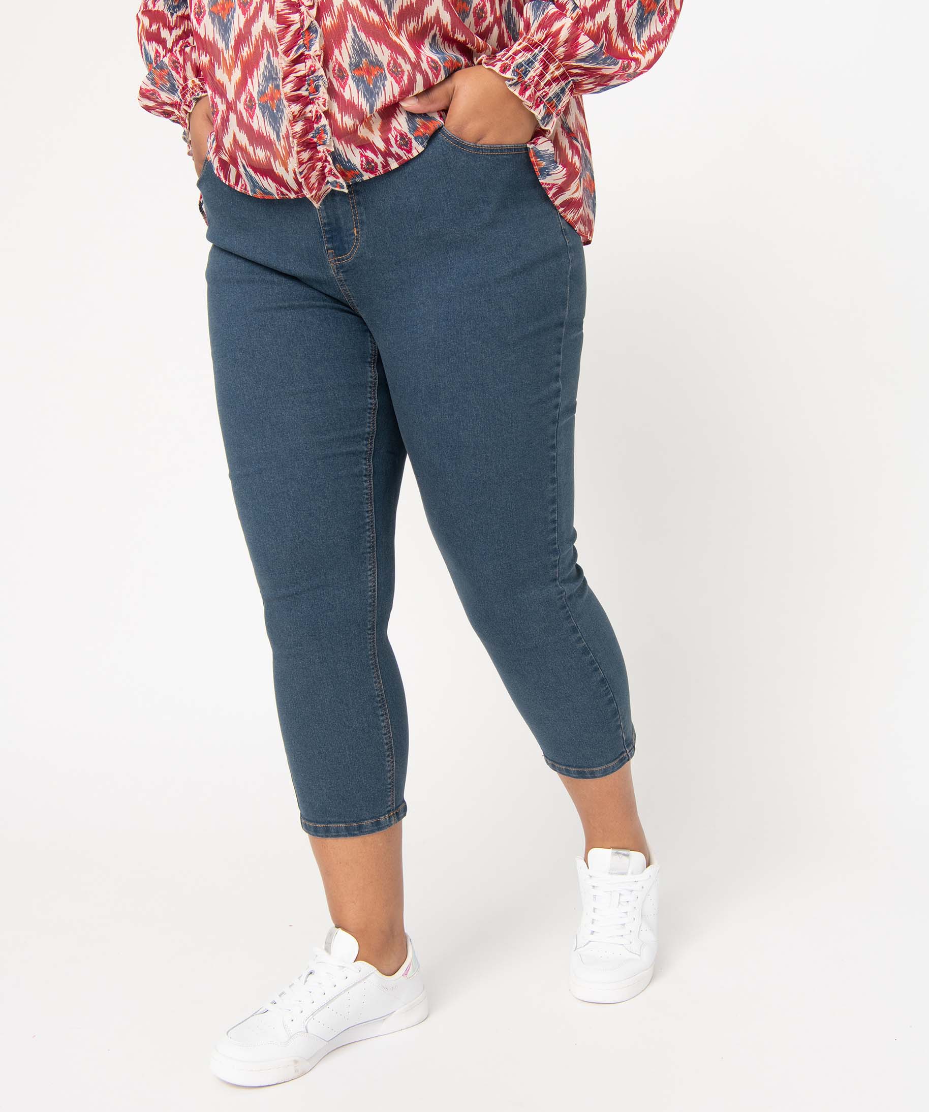 Pantacourt en jean femme grande taille en denim stretch bleu | GEMO