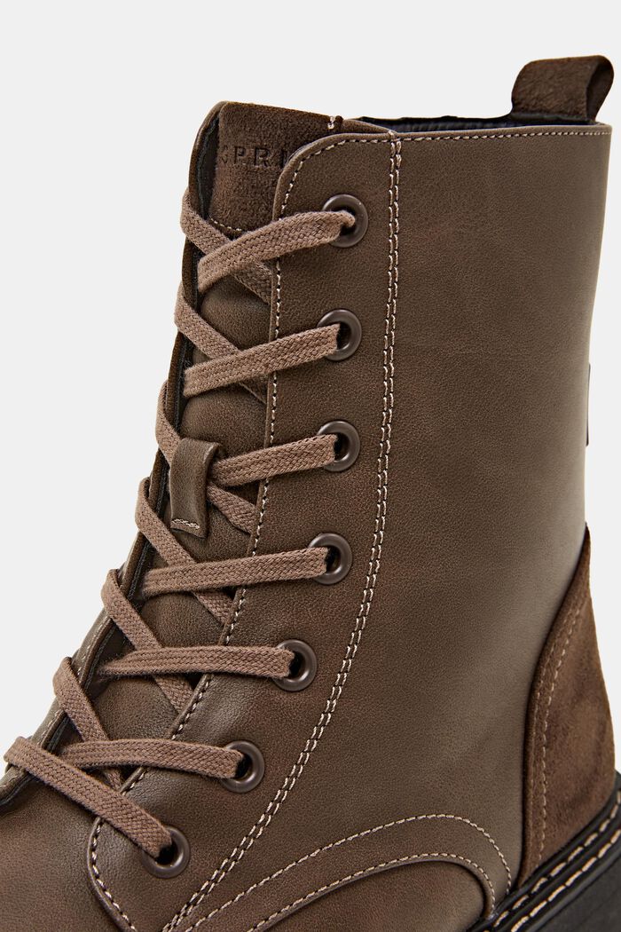 Schnürboots aus veganem Leder