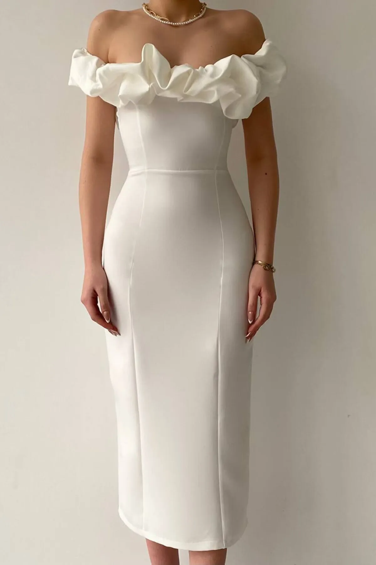 SONREİR  NIEDRIGE SCHULTERKLEID IN MIDI-LÄNGE