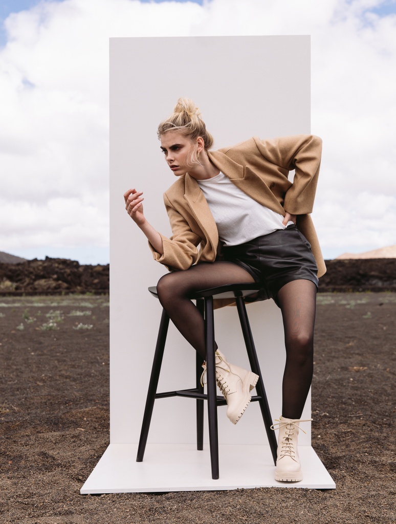 Max - Beige