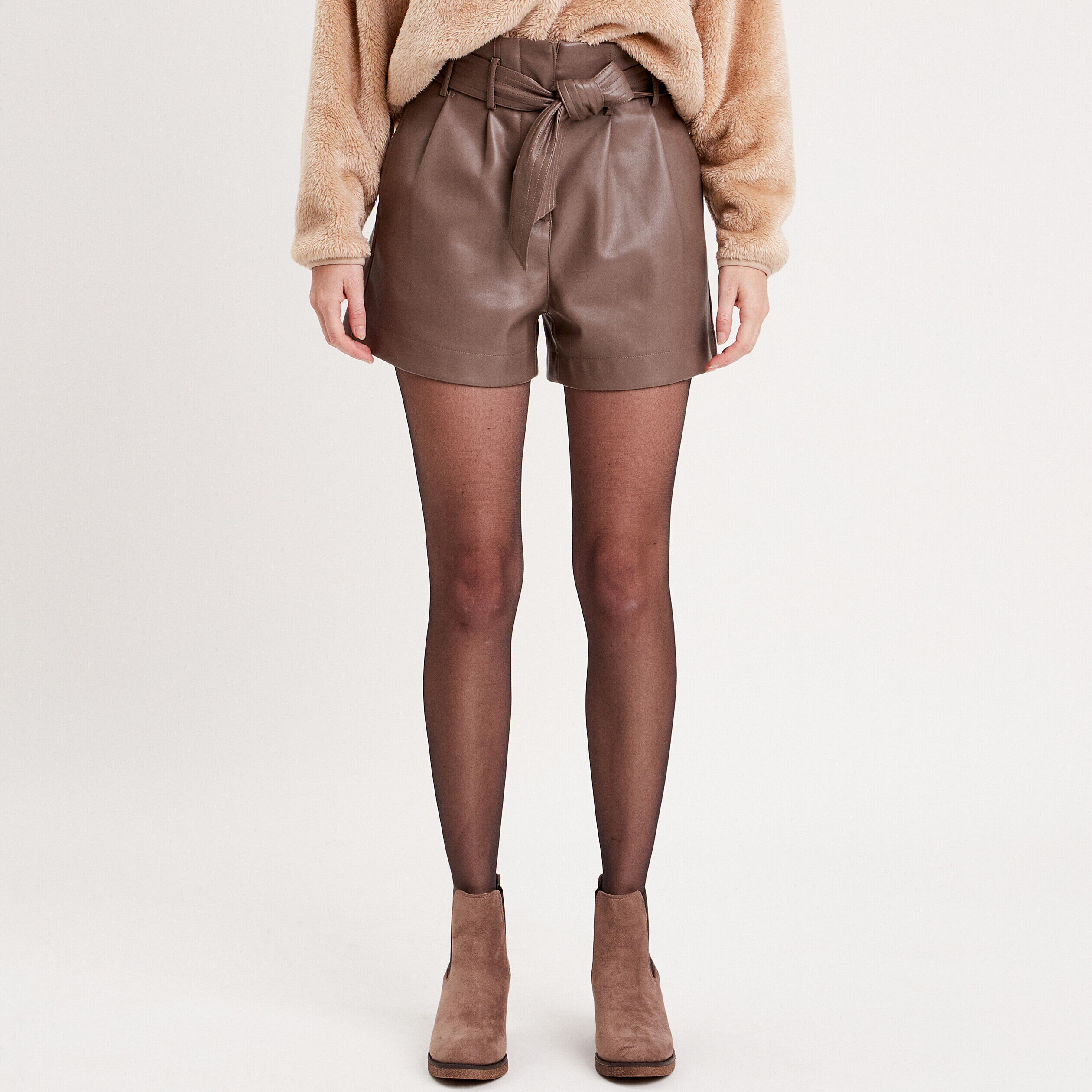 Short droit simili cuir taupe femme | Cache Cache