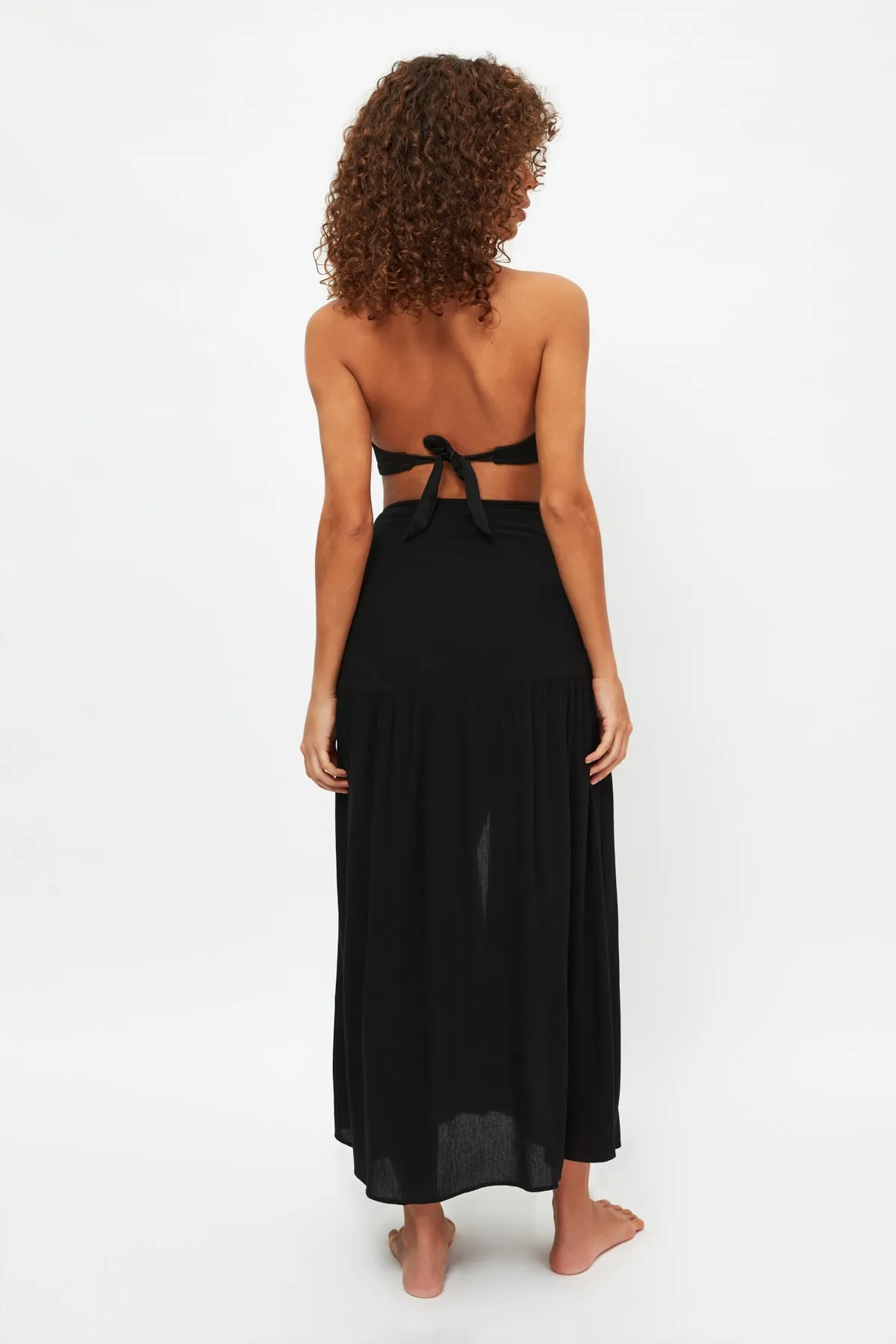 Trendyol Collection  Schwarzer Maxi-Rock zum Binden mit Webmuster TBESS20ET0152