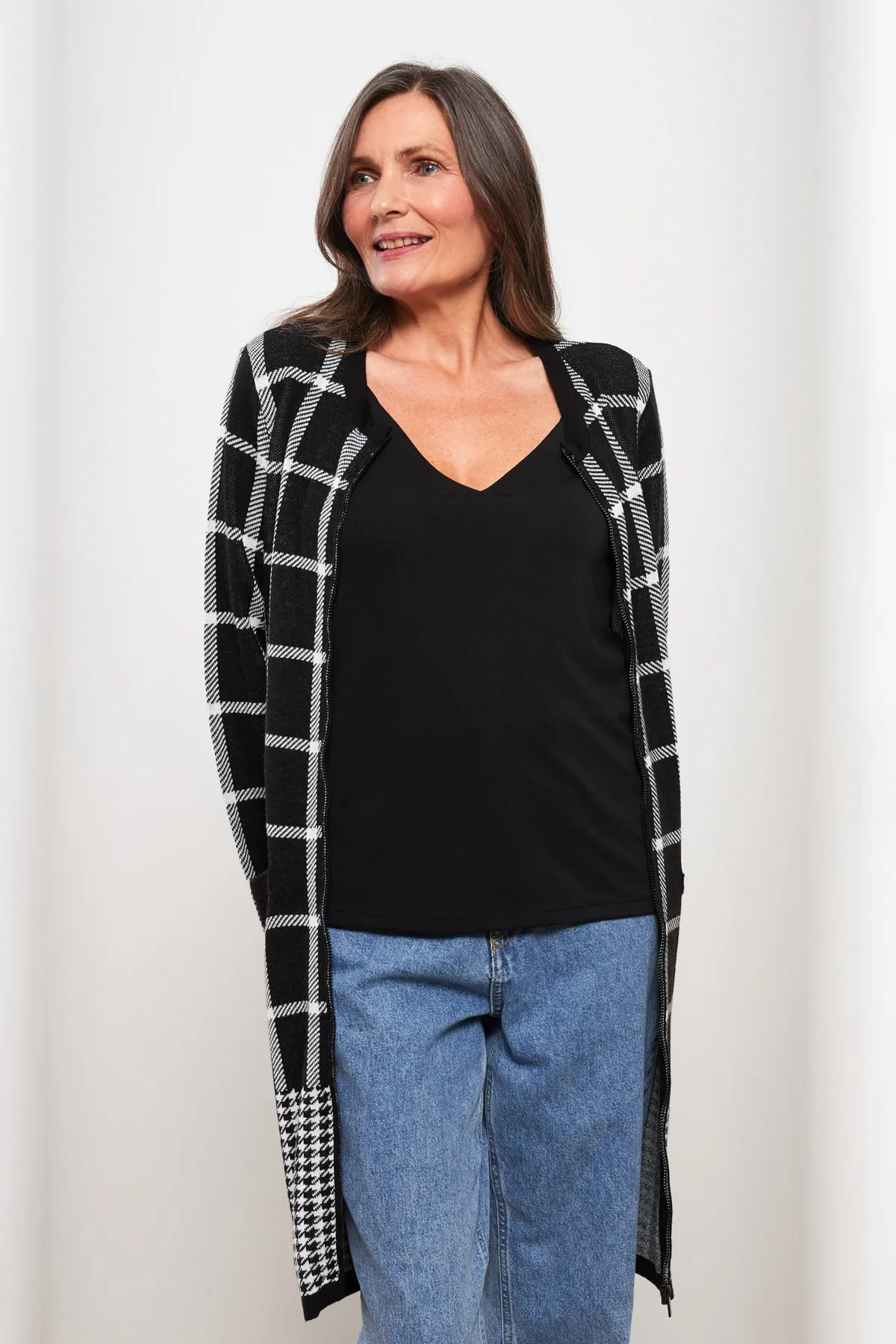 LC Waikiki  Strickjacke - Schwarz - Regular Fit