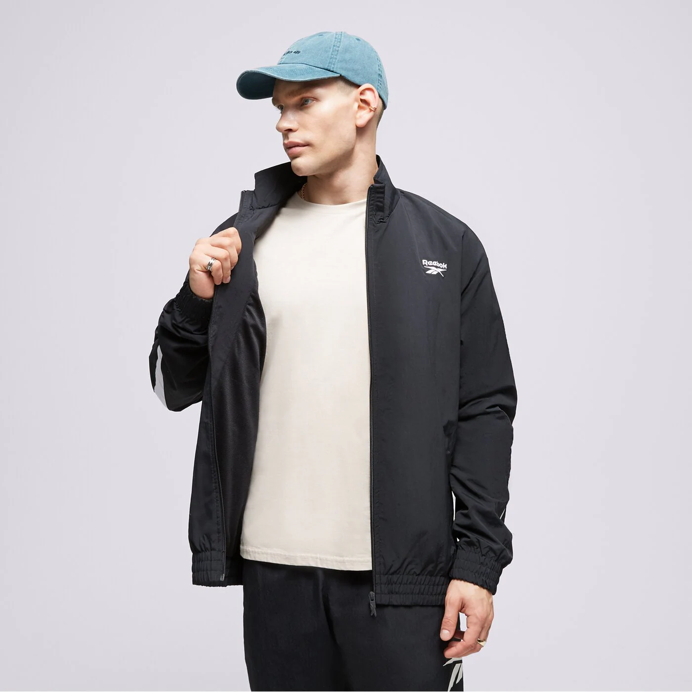 REEBOK SWEATSHIRT MIT REIßVERSCHLUSS   CL VECTOR TRACKTOP Schwarz