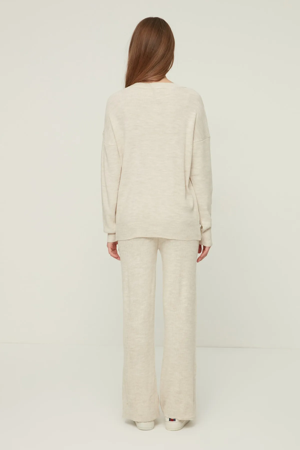 Trendyol Collection  Beiges Strickoberteil und -unterteil mit Schlitzdetail THMAW22AU0502