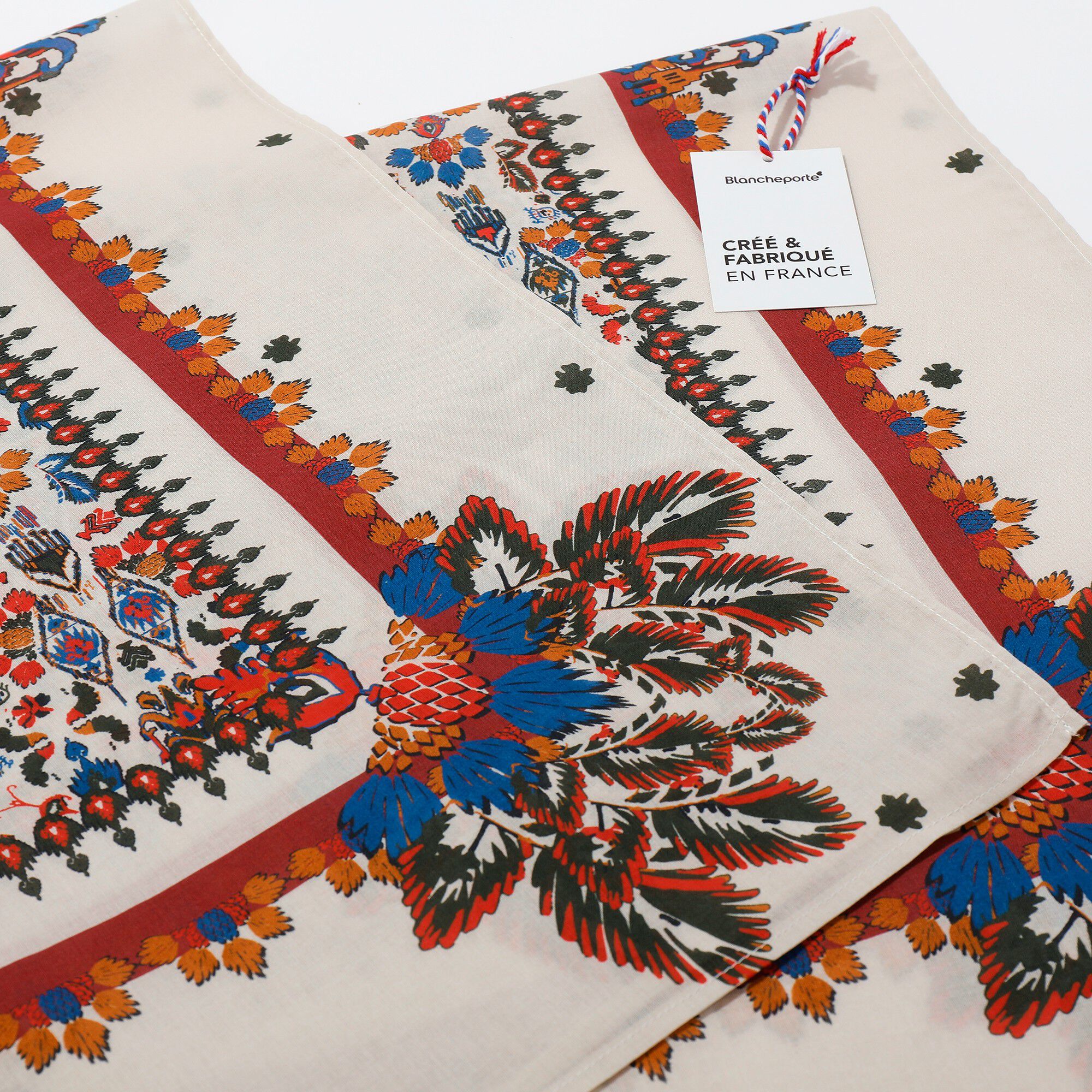 Foulard fabriqué en France imprimé petits motifs, 100 x 100 cm