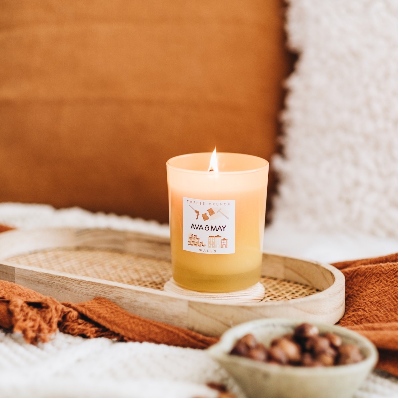 AVA & MAY Toffee Crunch Scented Candle
