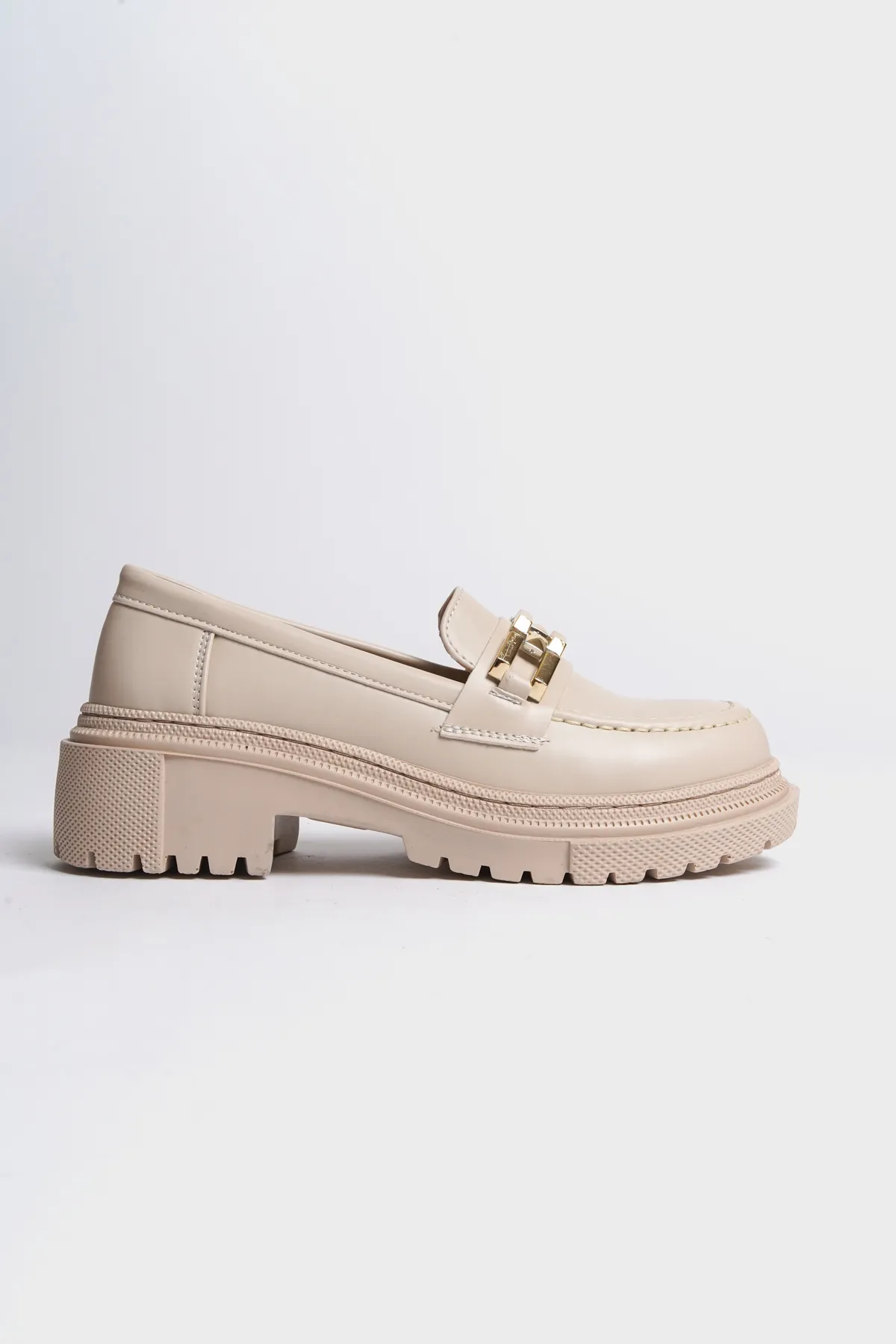 Capone Outfitters  Damen-Loafer mit goldfarbener Schnalle