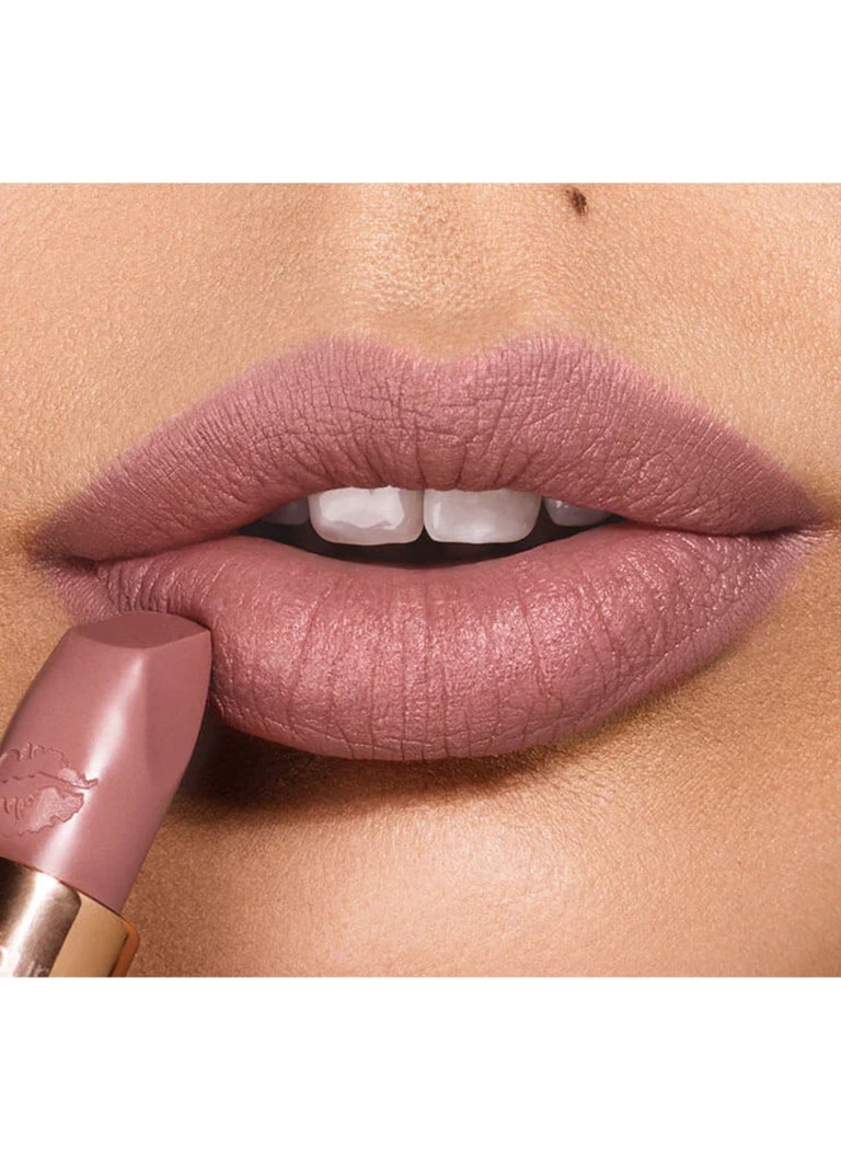 Charlotte Tilbury Matte Revolution - huulipuna