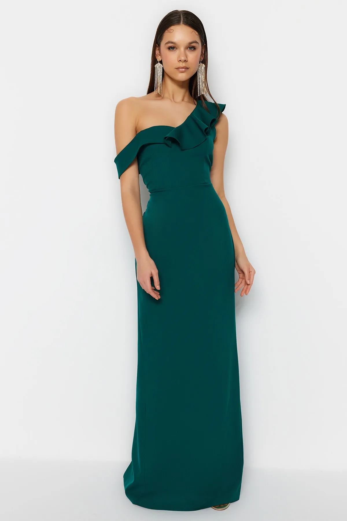 Trendyol Collection  Smaragdgrünes langes Abendkleid mit Kragendetail TPRSS23AE00094