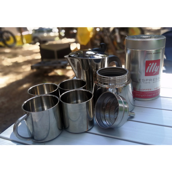ESPRESSO MAKER EDELSTAHL 6 TASSEN - Kaffeepresse