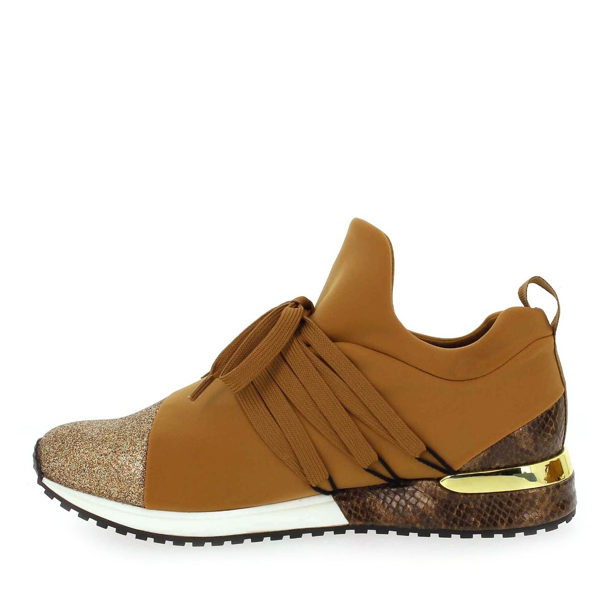 Reqins  ILAN - camel brillant
