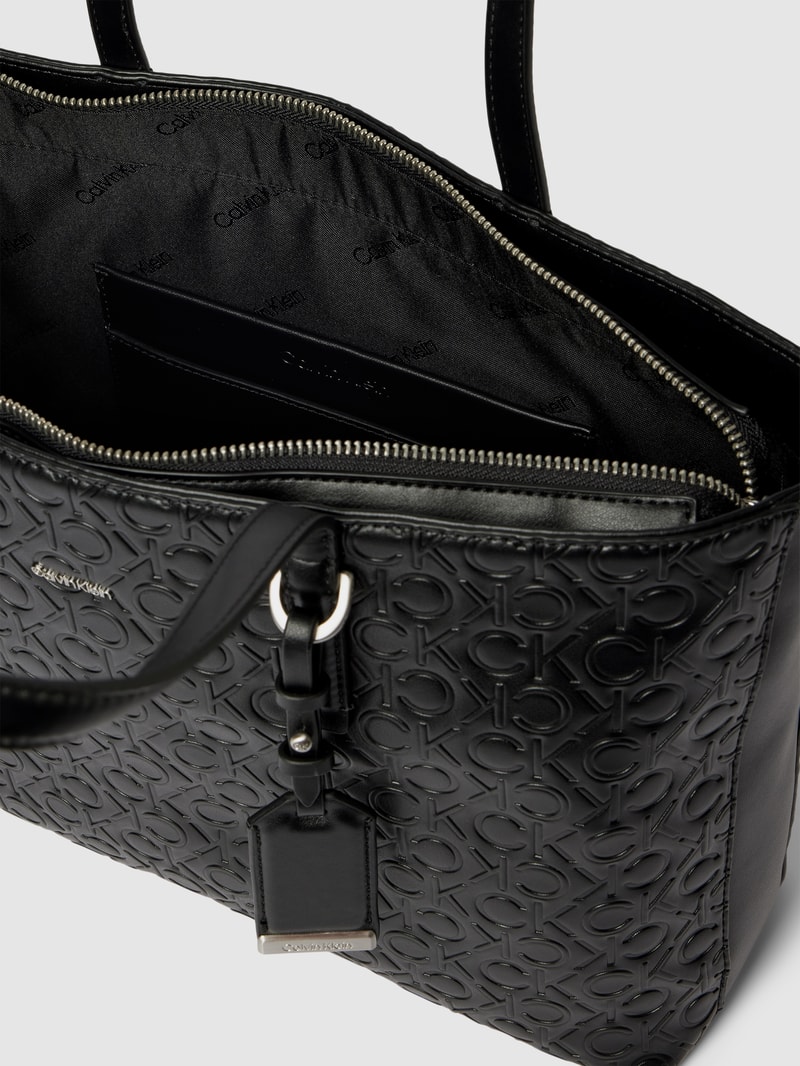 Shopper mit Label-Details in schwarz