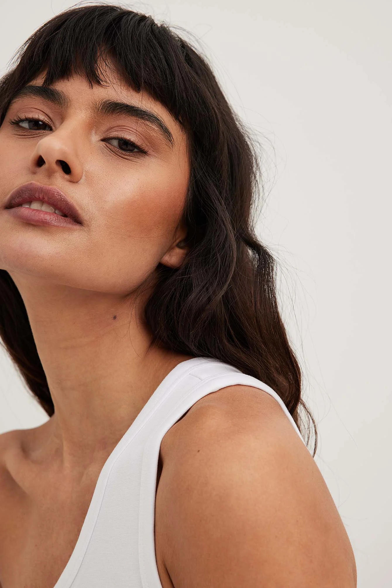 Einseitig schulterfreies Crop Top