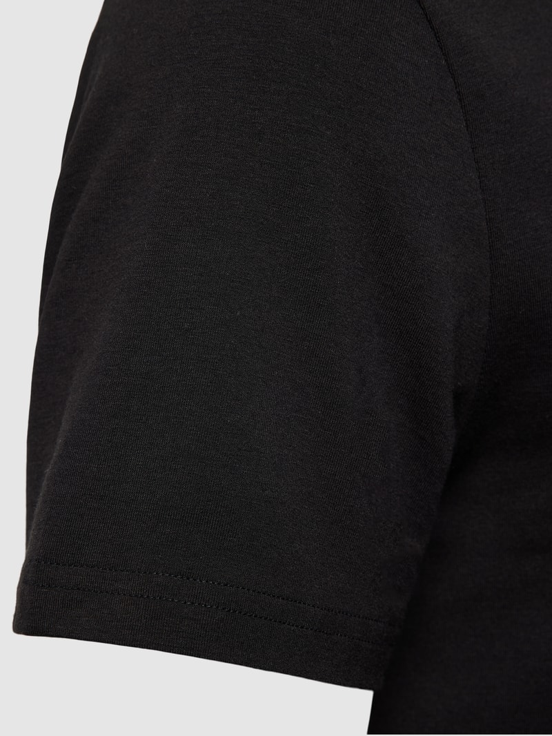 T-Shirt mit geripptem Rundhalsausschnitt im 2er-Pack in schwarz